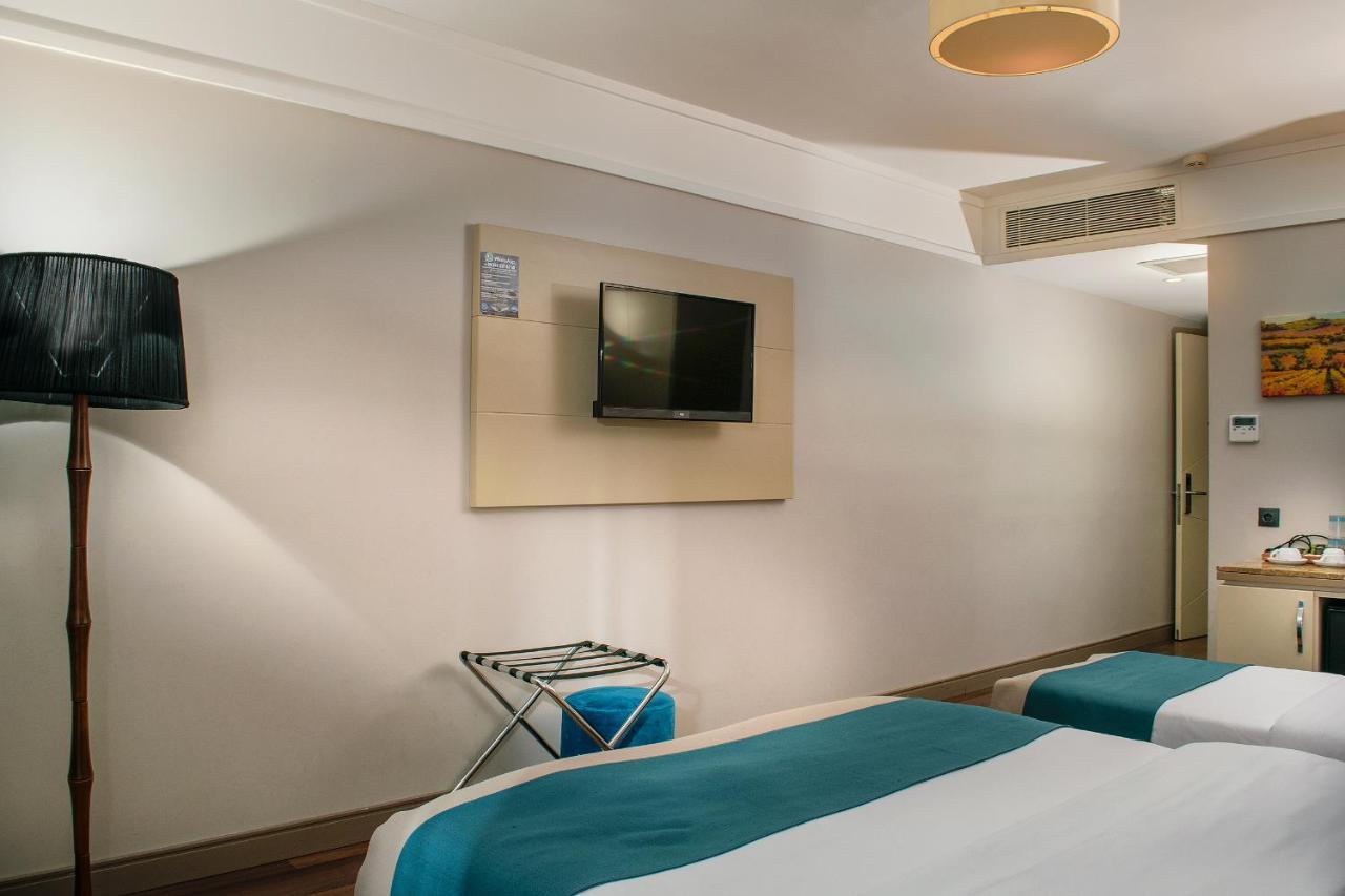 Hotel Bossuite Kadikoy Стамбул Экстерьер фото