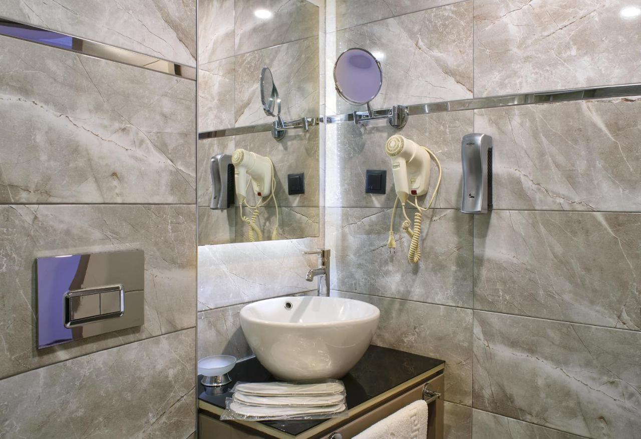 Hotel Bossuite Kadikoy Стамбул Экстерьер фото